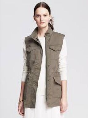 Banana Republic Olive Cargo Vest with Stand Collar medium